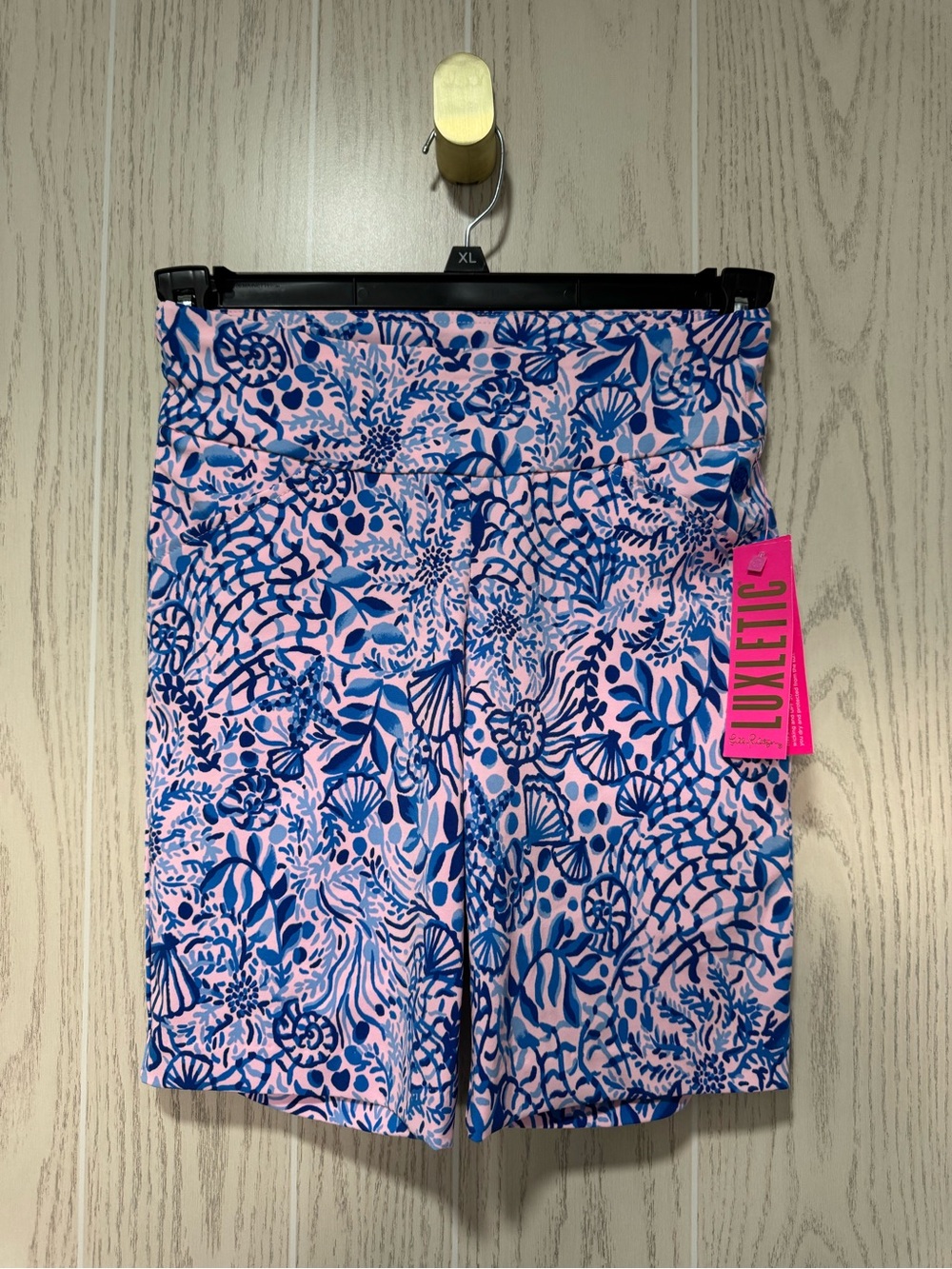 Lilly Pulitzer Luxletic Reid Shorts Calla Lilly Pink High Tides Good Vibes 00